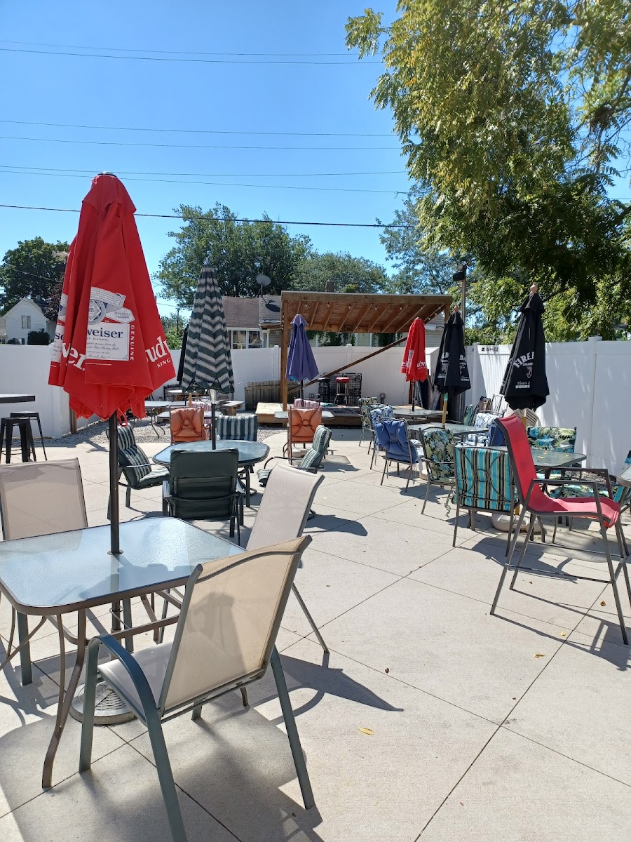 Catch 22 Pub & Grub